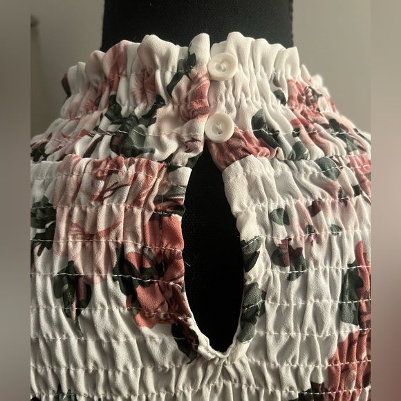 flowered print top - Picture 3 of 5